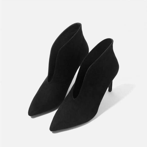 Black suede booties - Picture 3 of 9